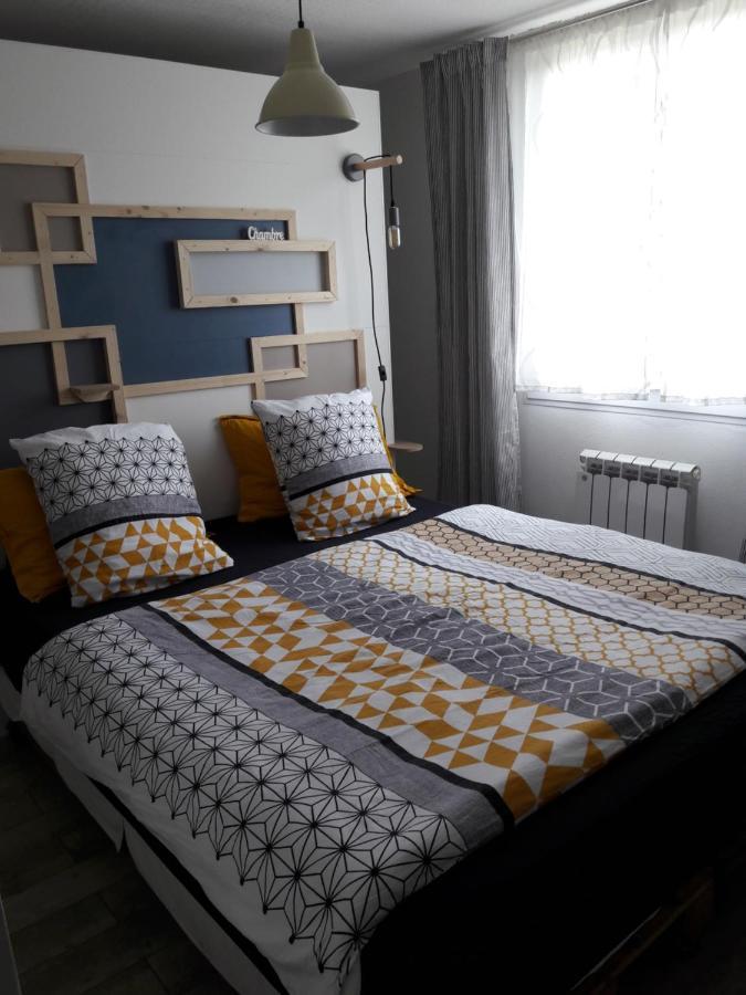 Bruse & Co Bed and Breakfast Oissery Habitación foto